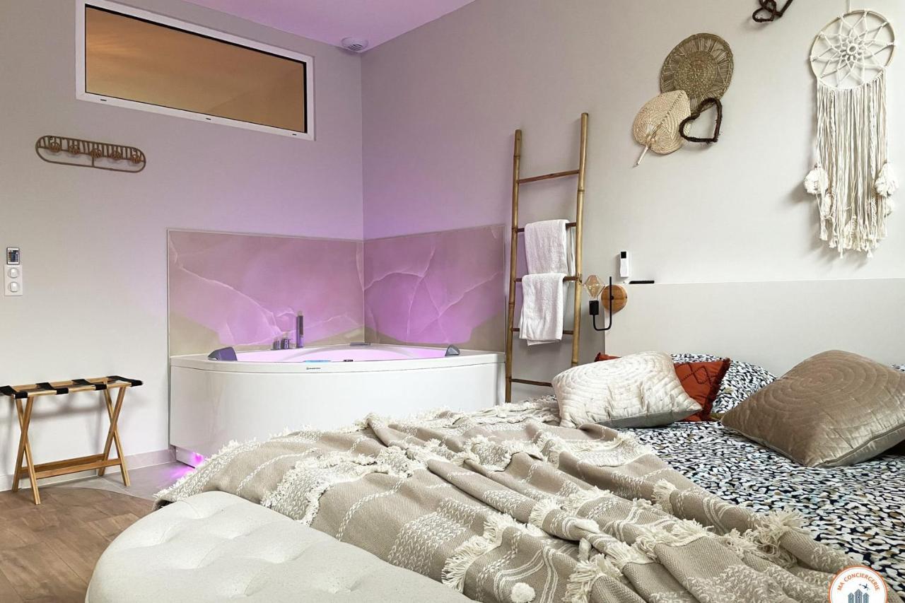 Apartment The Pearl - Jacuzzi - Cinema - Patio - Parking