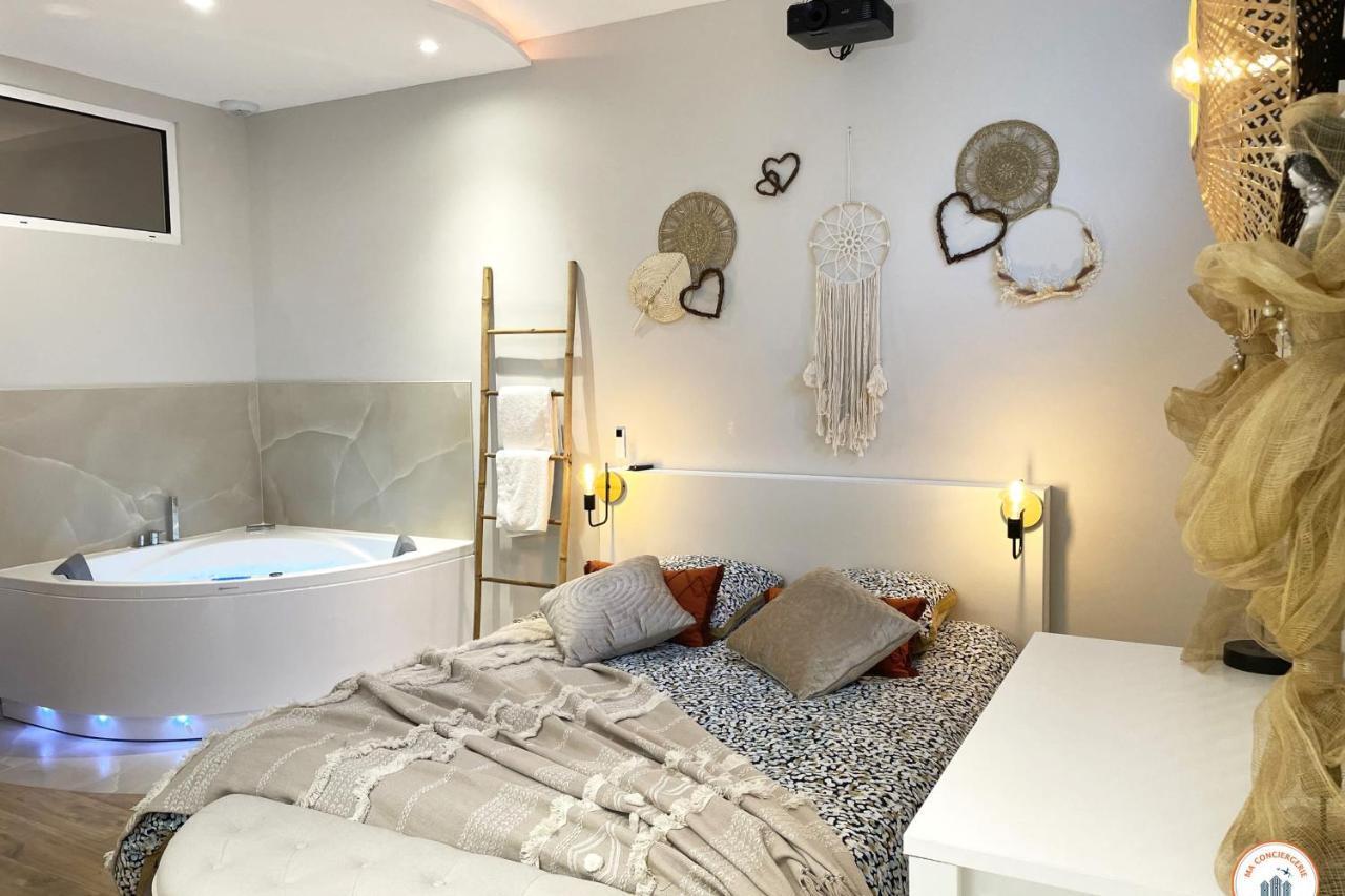 Apartment The Pearl - Jacuzzi - Cinema - Patio - Parking Le Havre