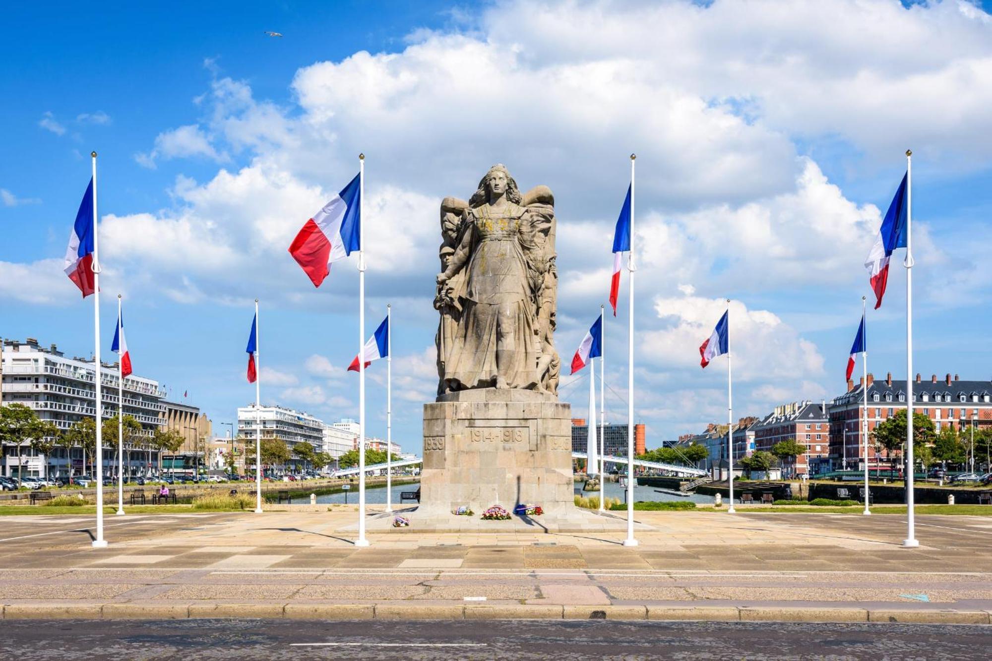 The Pearl - Jacuzzi - Cinema - Patio - Parking Le Havre